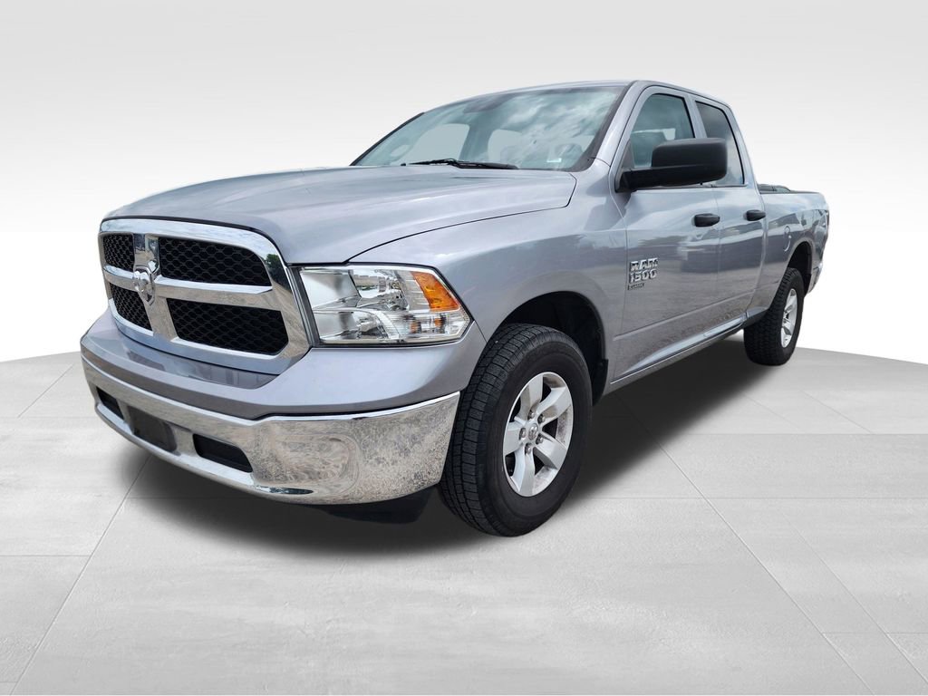 Used 2024 RAM 1500 Classic SLT image 3