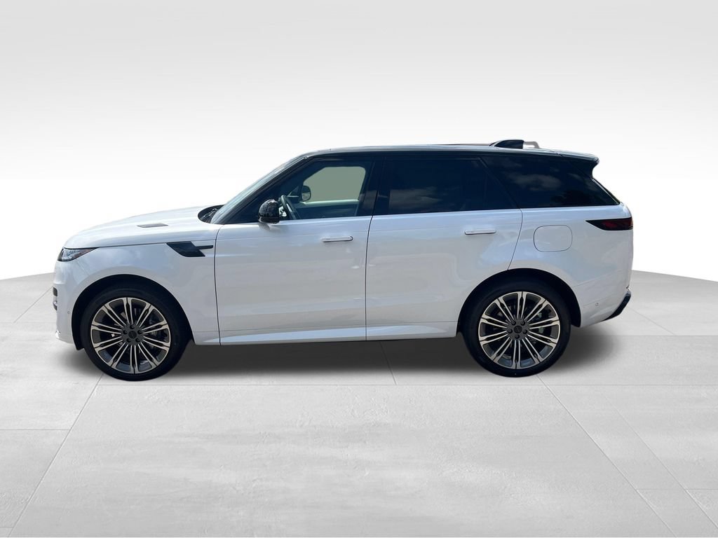 New 2026 Land Rover Range Rover Sport Dynamic SE AWD/4WD image 2