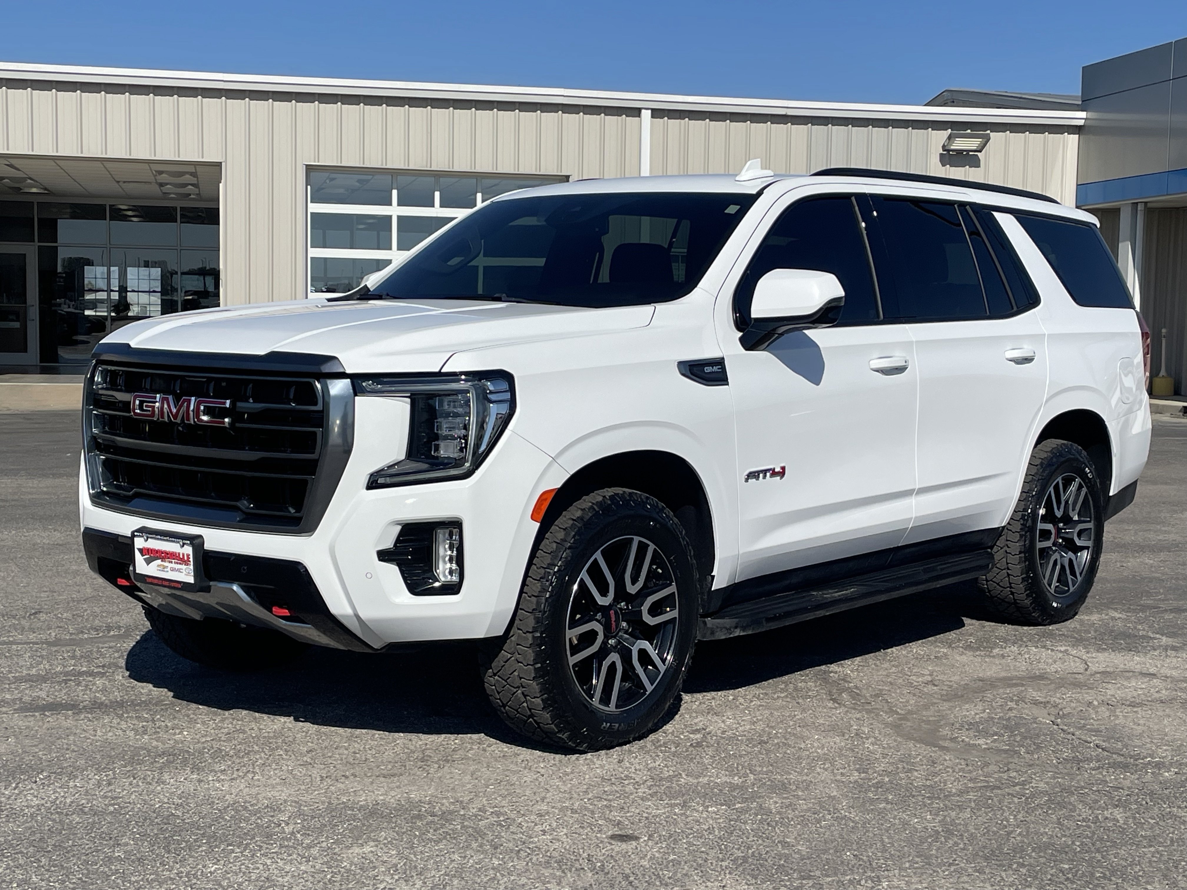Certified 2024 GMC Yukon AT4 w/ Technology Package AWD/4WD image 8