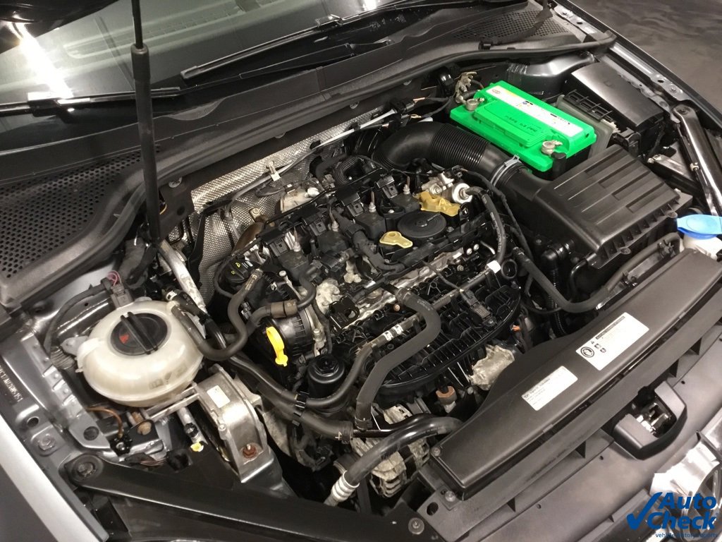 Used 2016 Volkswagen Golf SEL w/ Lighting Package (SEL) image 39