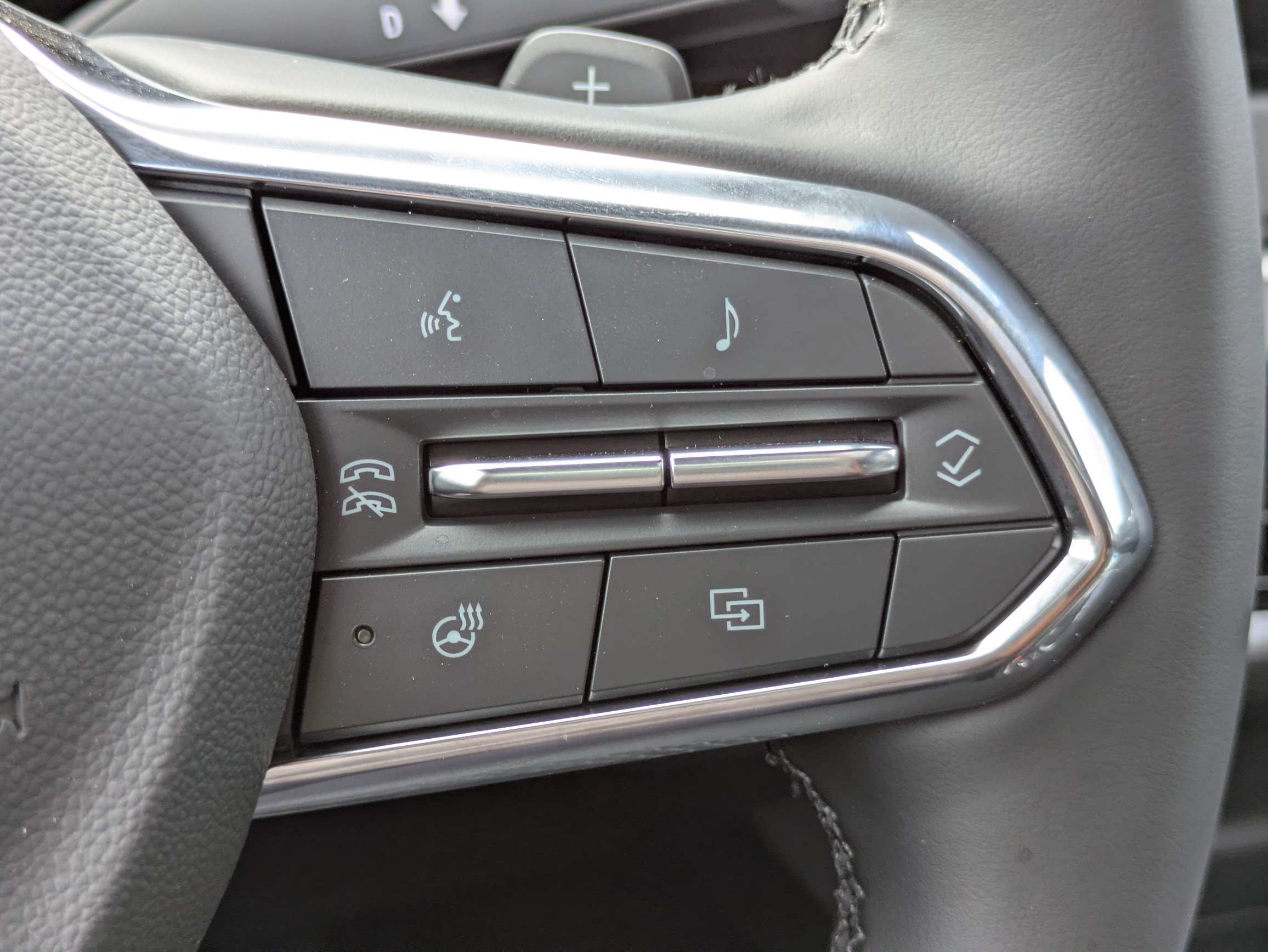 New 2027 Chevrolet Equinox LT w/ Convenience Package II FWD image 17