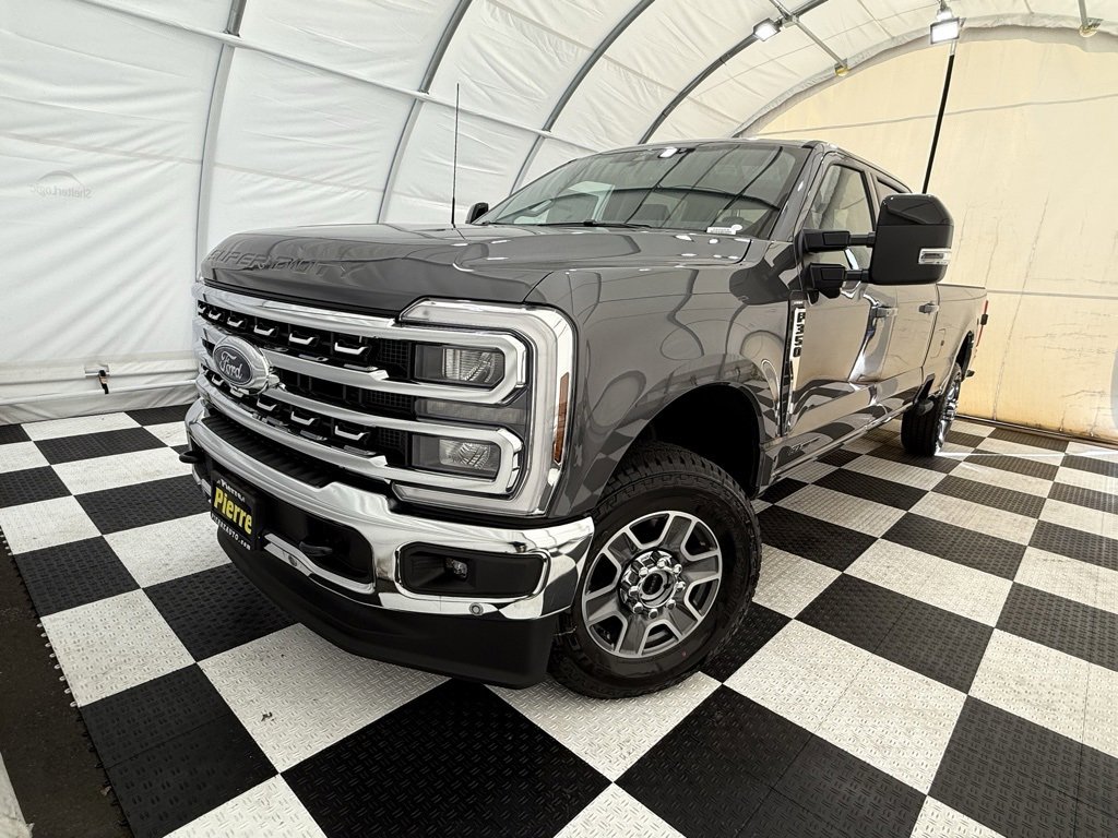 New 2026 Ford F350 4x4 Crew Cab Super Duty image 1