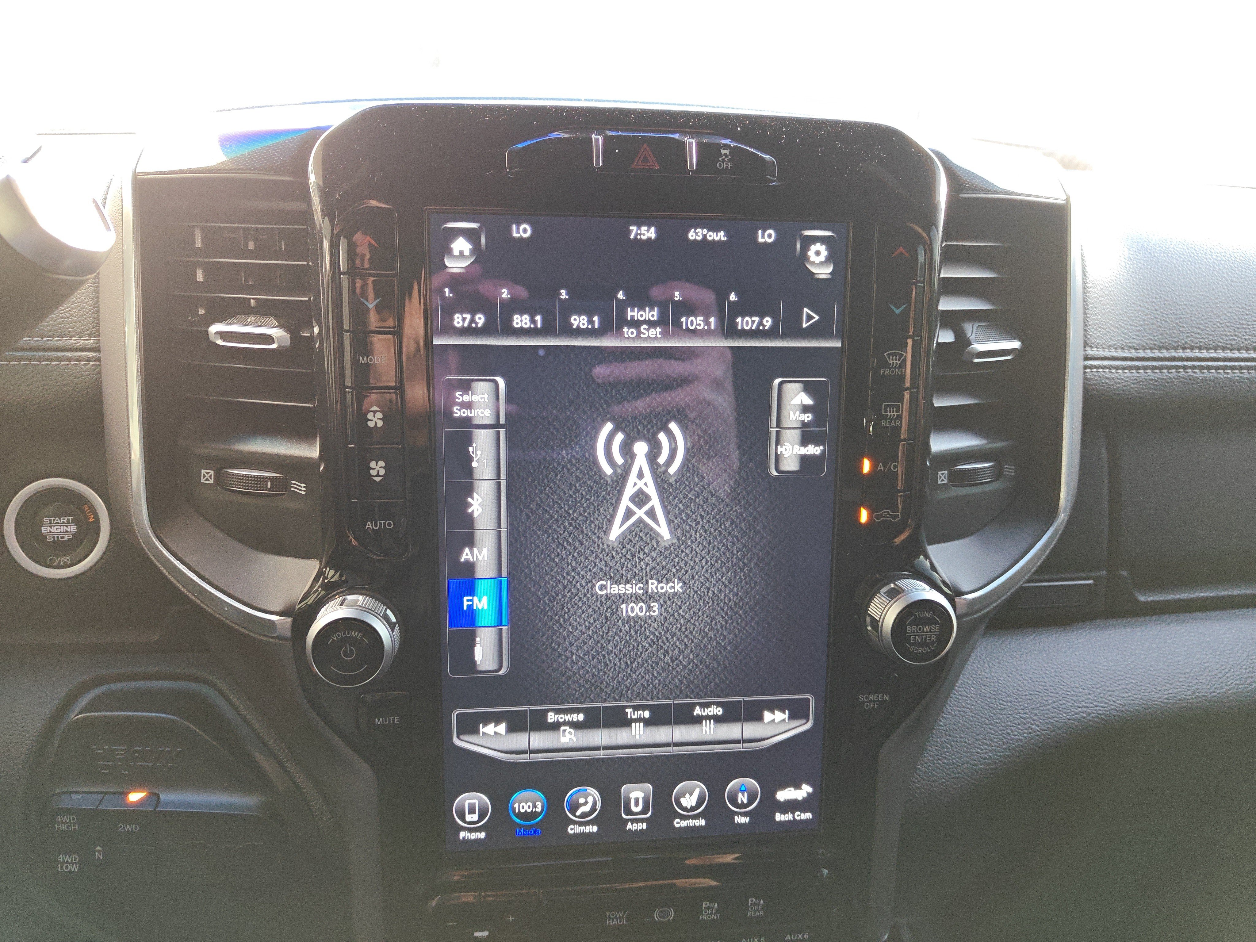 Used 2021 RAM 2500 Laramie AWD/4WD image 19