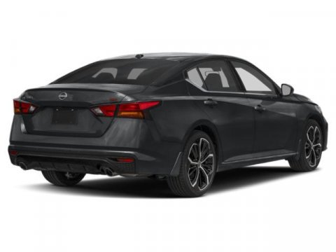 Used 2025 Nissan Altima 2.5 SR AWD/4WD image 2