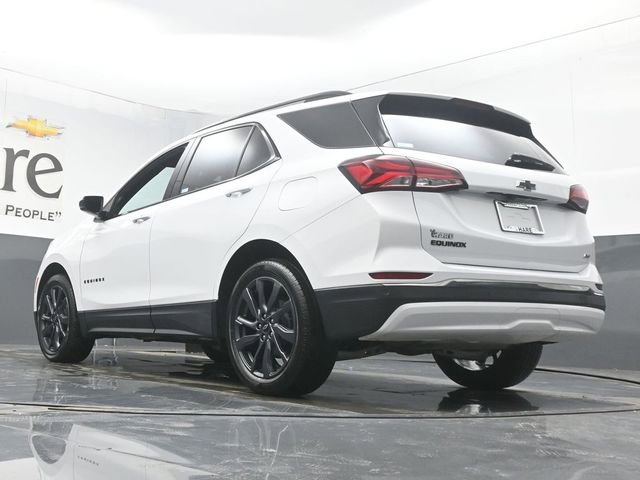 Used 2022 Chevrolet Equinox RS w/ LPO, Floor Liner Package image 5