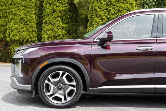 Used 2023 Hyundai Palisade Limited FWD image 10