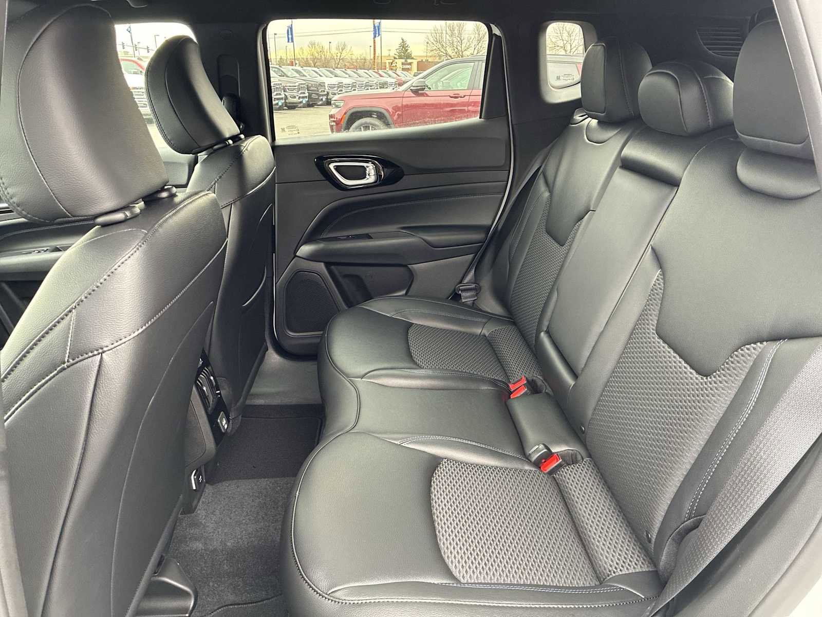 New 2026 Jeep Compass Latitude image 23