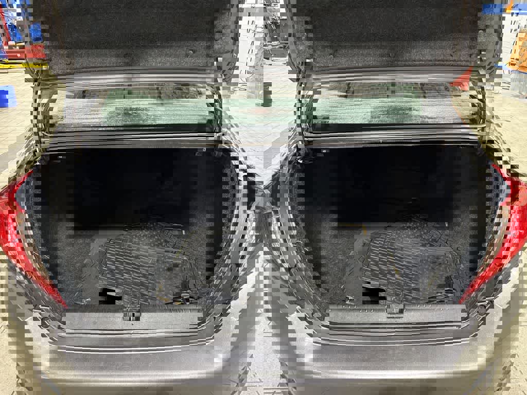 Used 2019 Honda Civic EX image 11