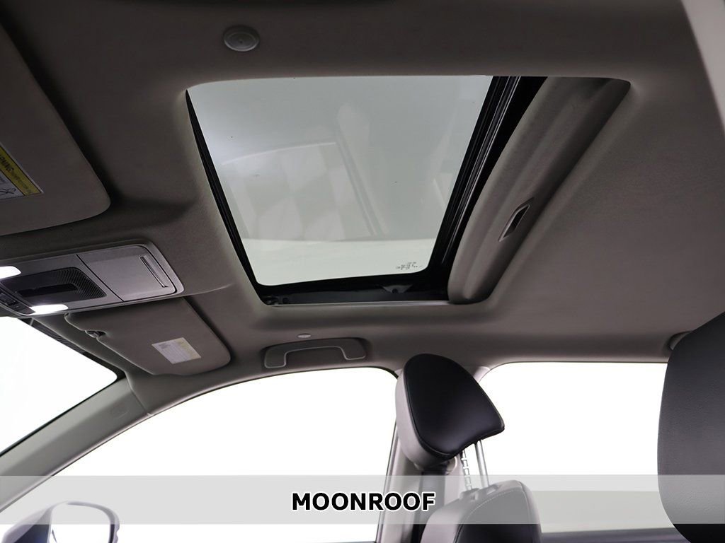 Used 2025 Honda CR-V EX-L image 3