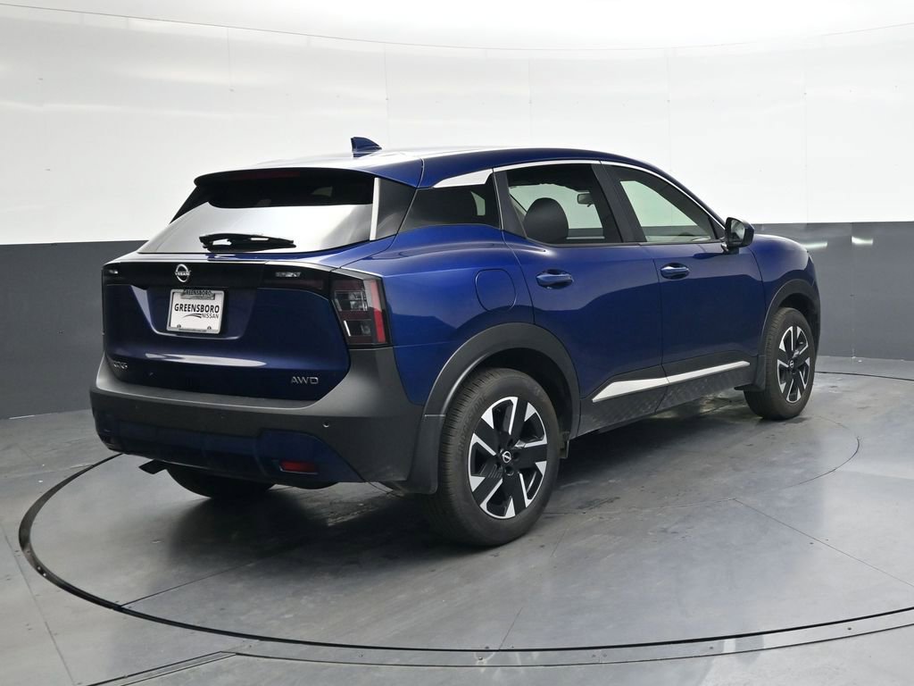 Certified 2025 Nissan Kicks SV image 4