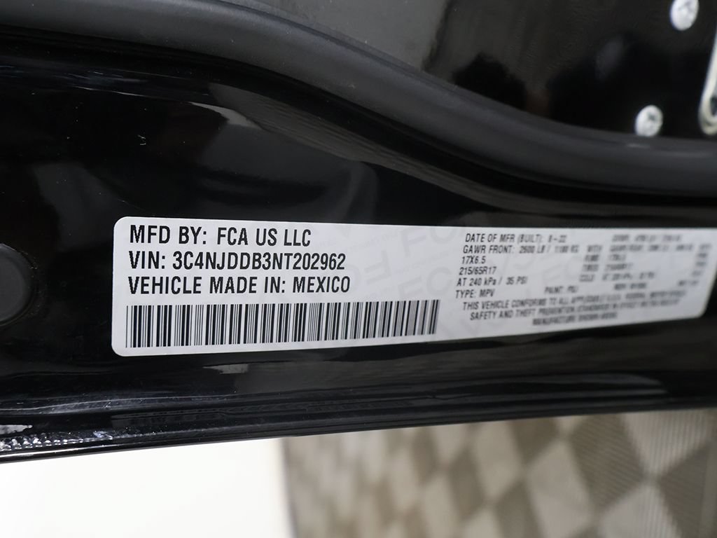 Used 2022 Jeep Compass Trailhawk AWD/4WD image 44