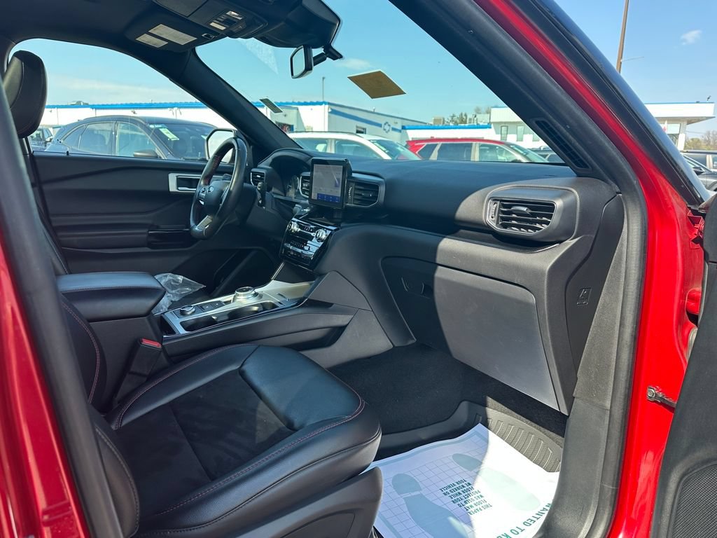 Used 2022 Ford Explorer ST-Line w/ Class IV Trailer Tow Package AWD/4WD image 19