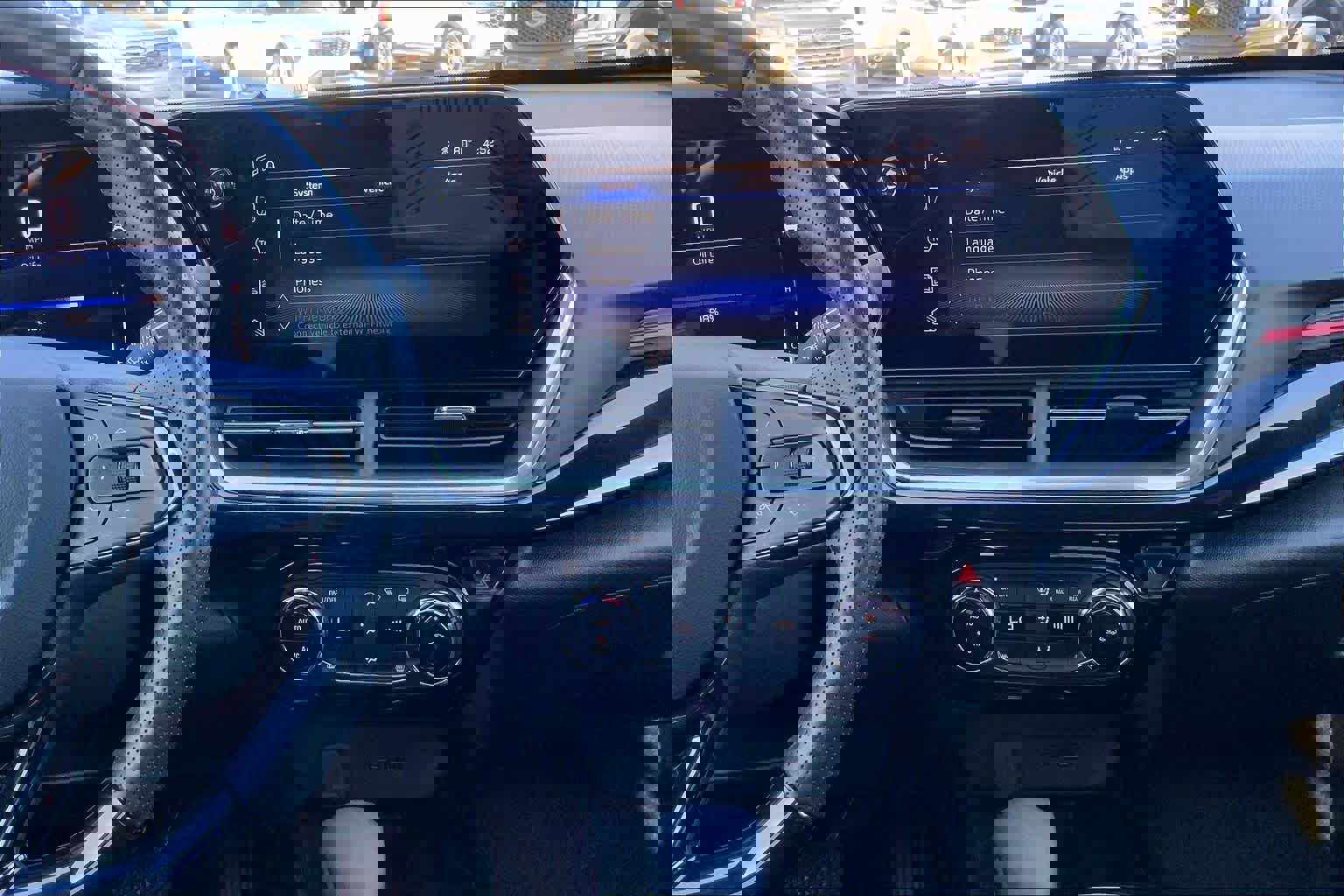 Used 2024 Chevrolet Trax RS w/ Sunroof Package image 7