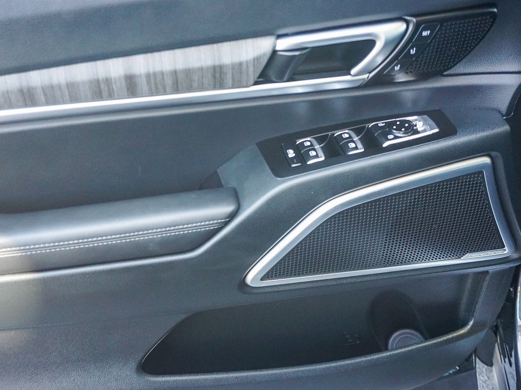 Used 2024 Kia Telluride SX image 19