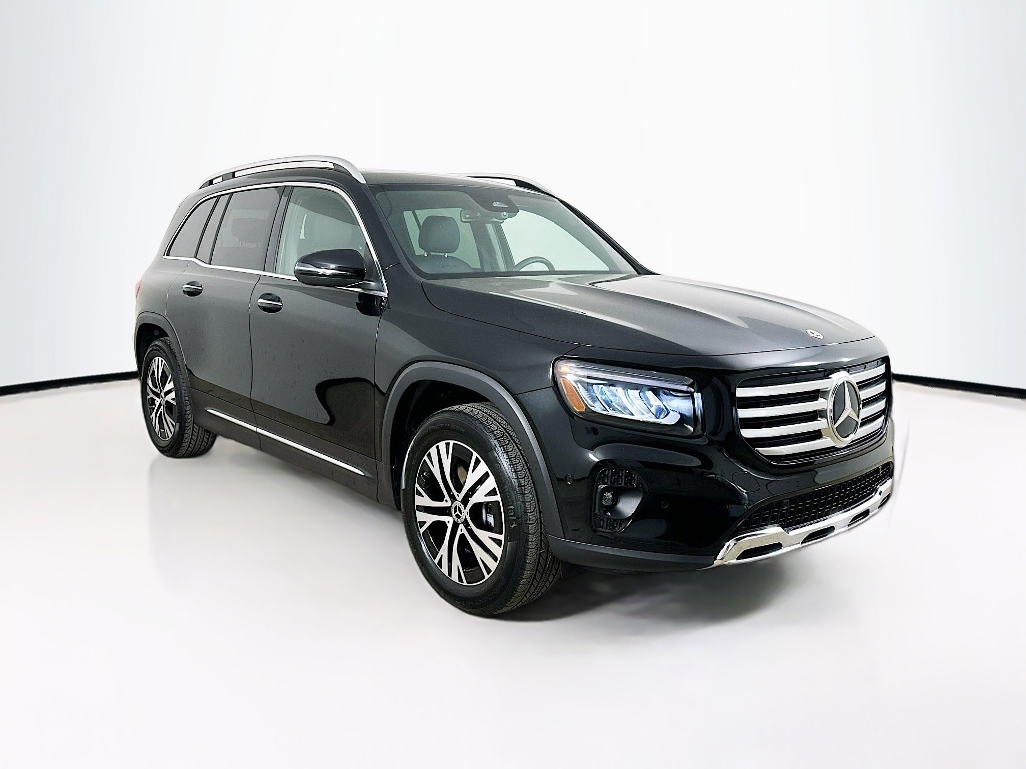 Certified 2025 Mercedes-Benz GLB 250 4MATIC image 1