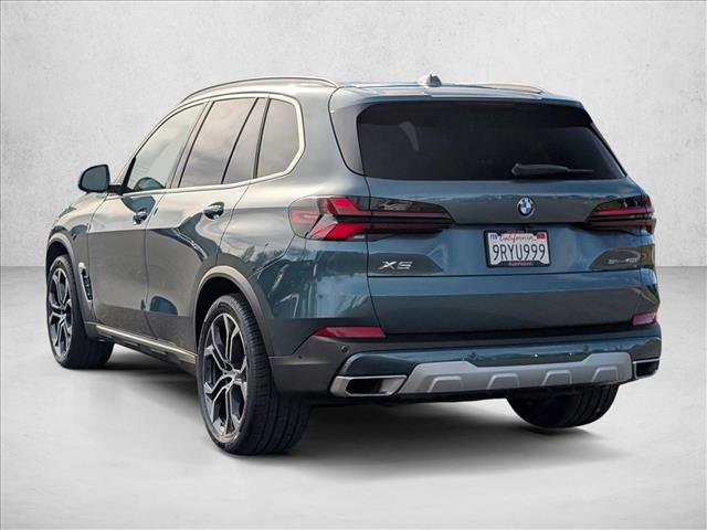 Certified 2025 BMW X5 sDrive40i w/ Parking Assistance Package image 8