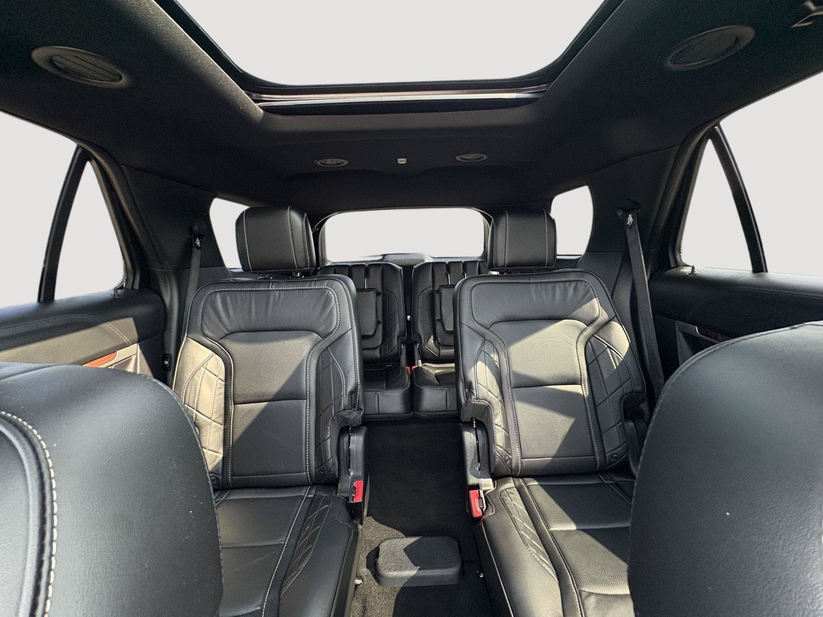 Used 2018 Ford Explorer Platinum AWD/4WD image 20