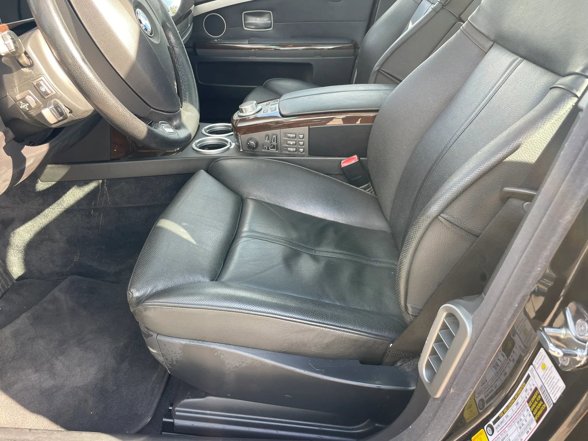 Used 2008 BMW 750i image 21