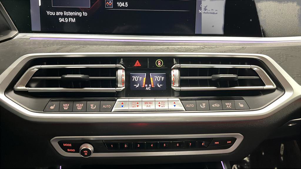 Used 2022 BMW X7 xDrive40i w/ Premium Package image 25