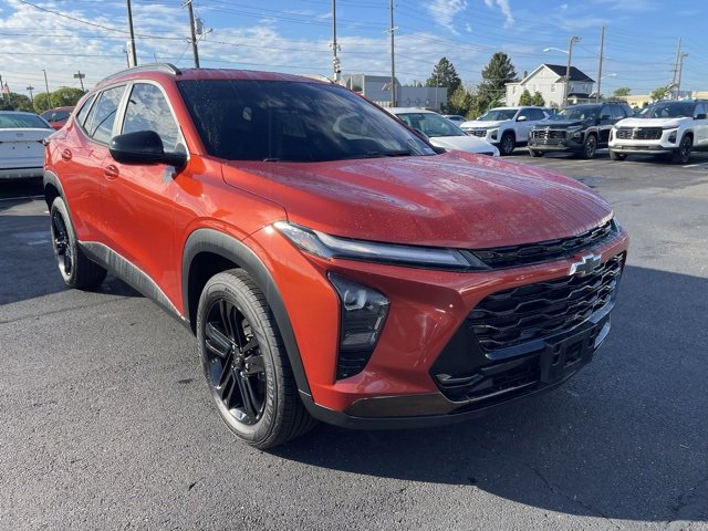 Used 2024 Chevrolet Trax ACTIV w/ Sunroof Package