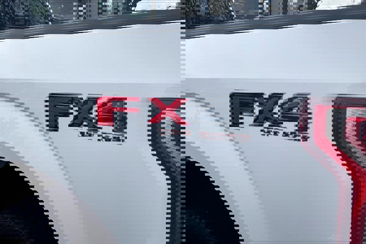 Used 2018 Ford F150 XLT w/ Equipment Group 302A Luxury image 23