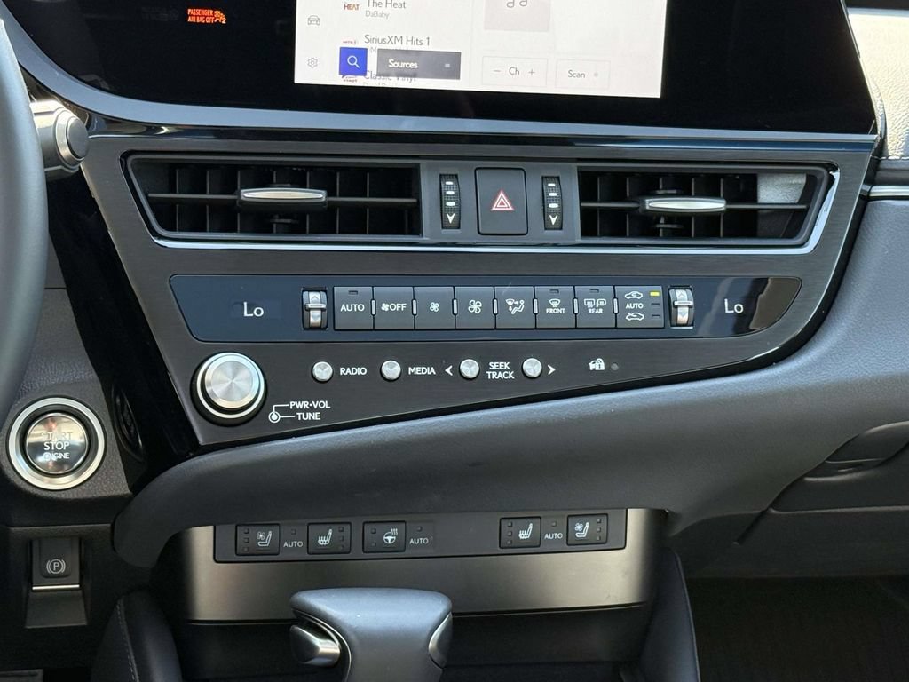 Used 2025 Lexus ES 350 w/ Premium Package FWD image 18