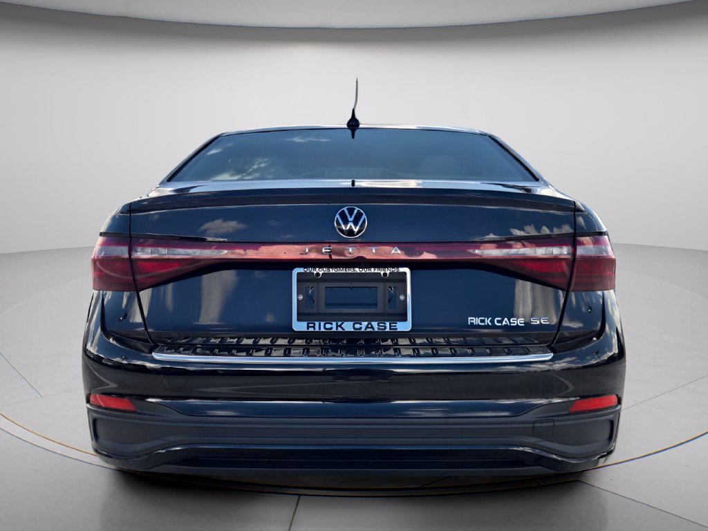 New 2027 Volkswagen Jetta SE FWD image 4