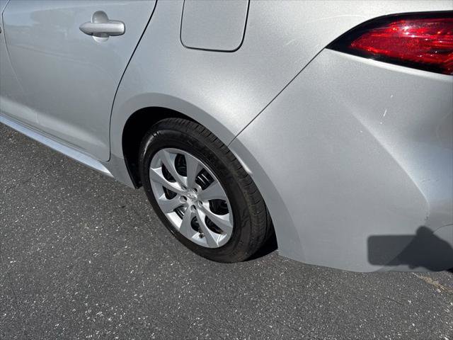 Certified 2023 Toyota Corolla LE image 9