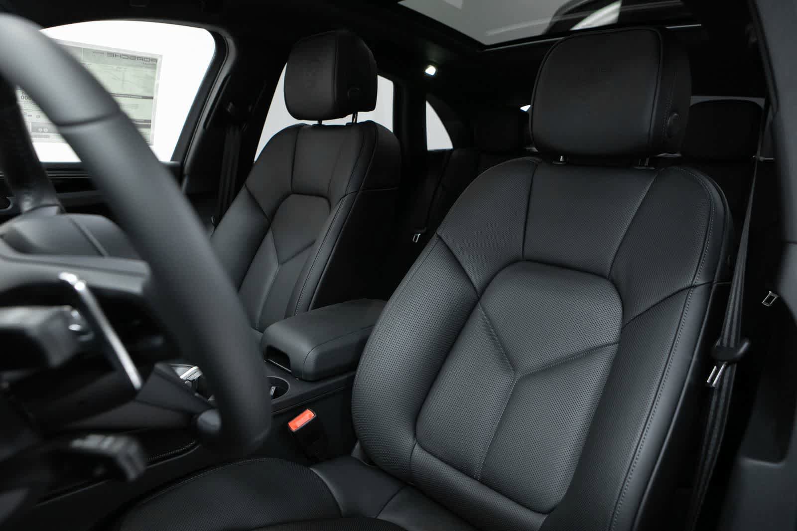 New 2026 Porsche Macan S AWD/4WD image 5