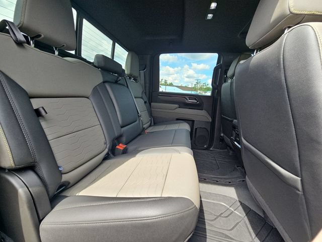 Used 2025 Chevrolet Silverado 2500 ZR2 w/ Technology Package AWD/4WD image 29