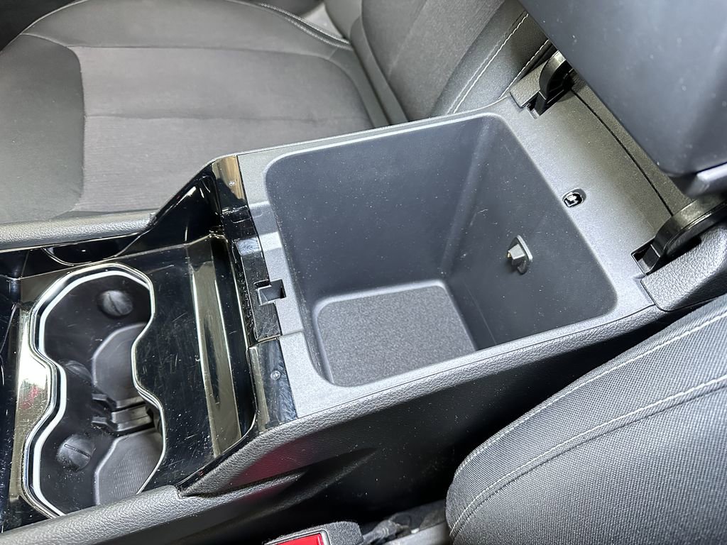 Used 2023 Jeep Grand Cherokee Laredo image 43