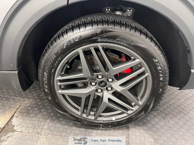 Used 2025 Ford Explorer ST-Line w/ Premium Package RWD image 21