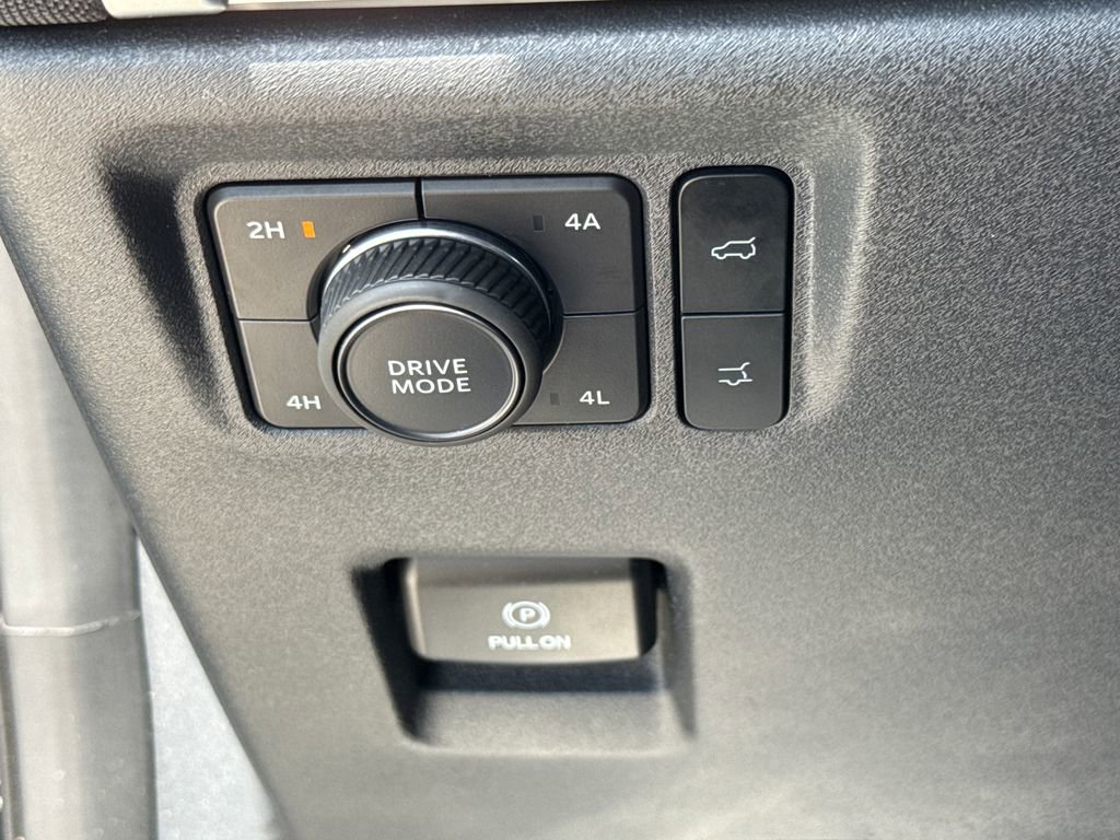 Used 2025 Ford Expedition Max Platinum AWD/4WD image 15