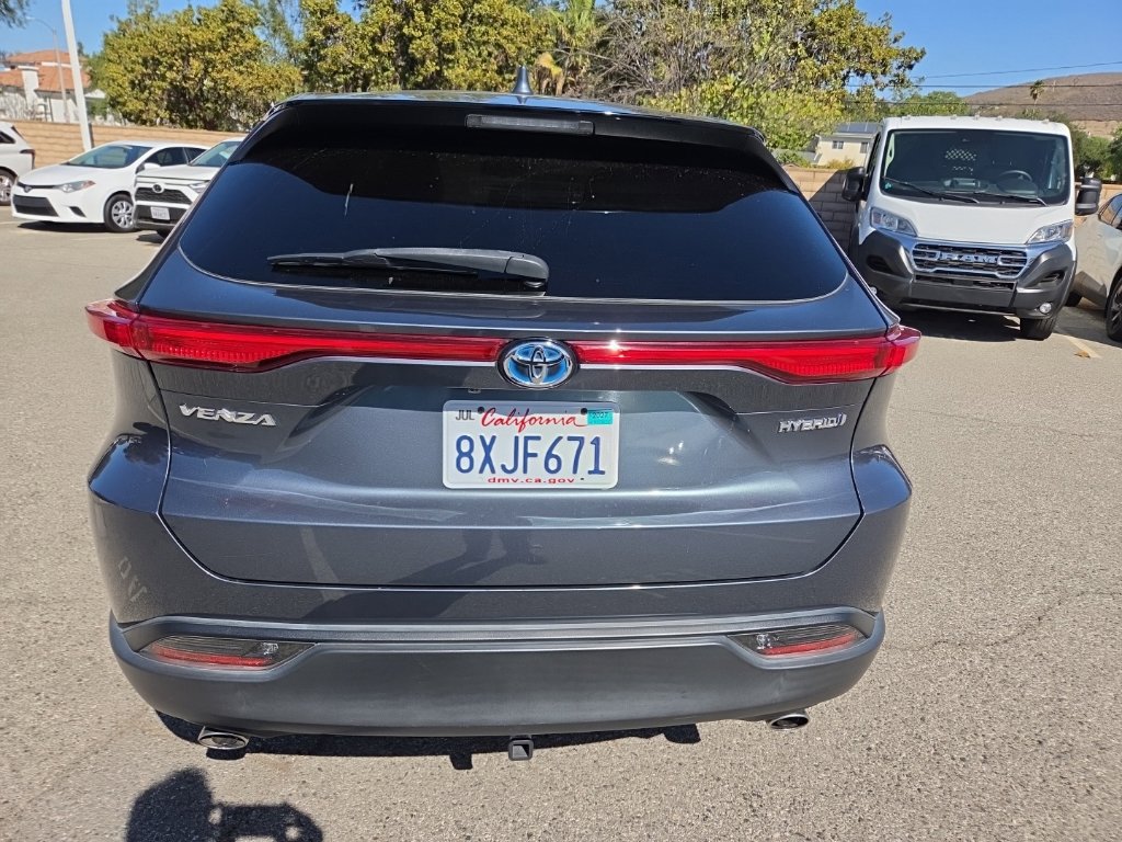 Used 2021 Toyota Venza LE w/ Carpet Mat Package (TMS) AWD/4WD image 4