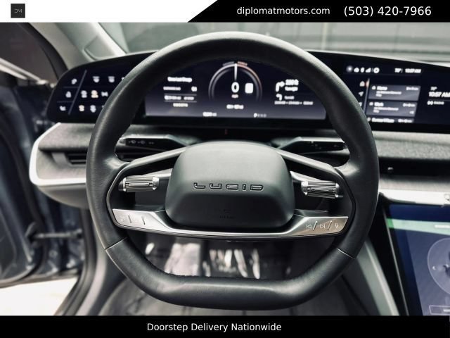 Used 2025 Lucid Air Pure RWD image 27