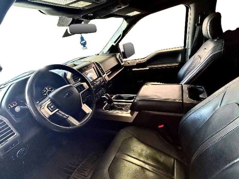 Used 2016 Ford F150 Platinum w/ Equipment Group 701A Luxury AWD/4WD image 6
