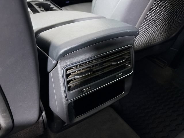 Used 2022 Audi Q7 2.0T Premium Plus w/ Premium Plus Package AWD/4WD image 27