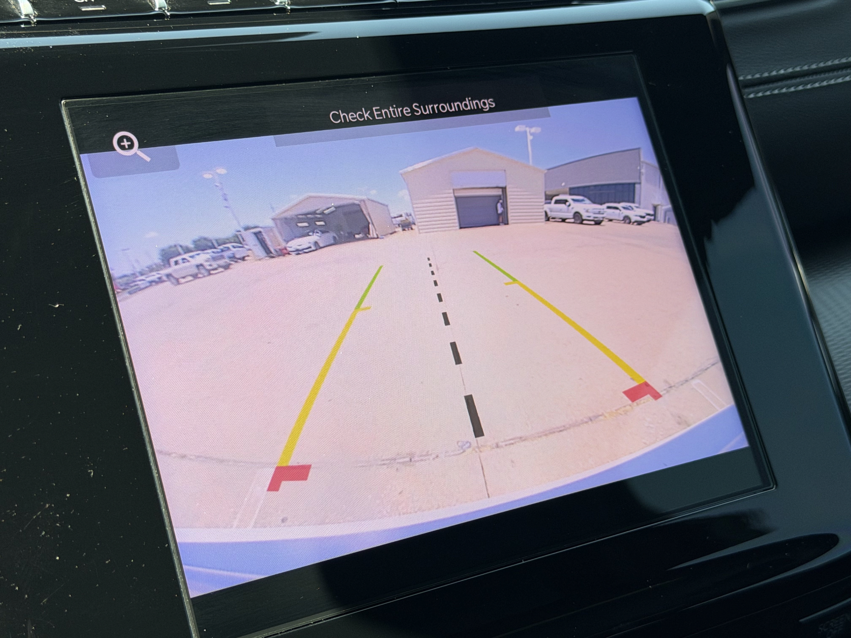 Used 2025 Jeep Grand Cherokee Altitude RWD image 18
