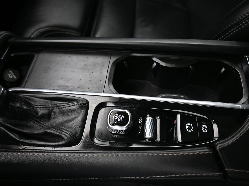 Used 2021 Volvo XC90 T6 Inscription image 27