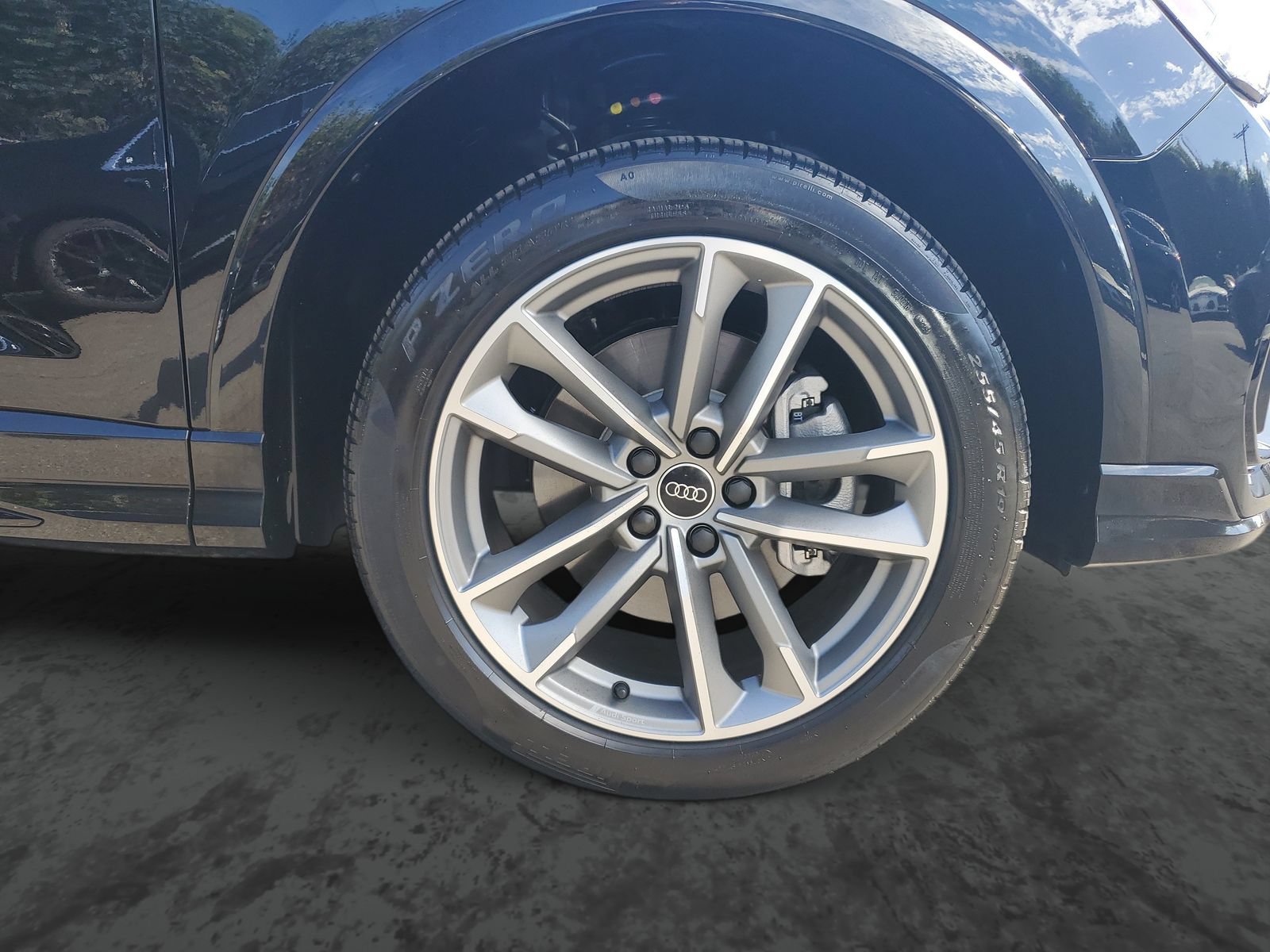 Used 2025 Audi Q3 2.0T Premium w/ Convenience Package AWD/4WD image 6