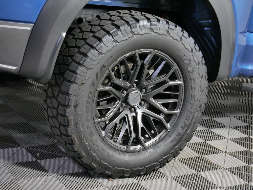 Used 2019 Ford F150 Raptor w/ Equipment Group 802A Luxury AWD/4WD image 10