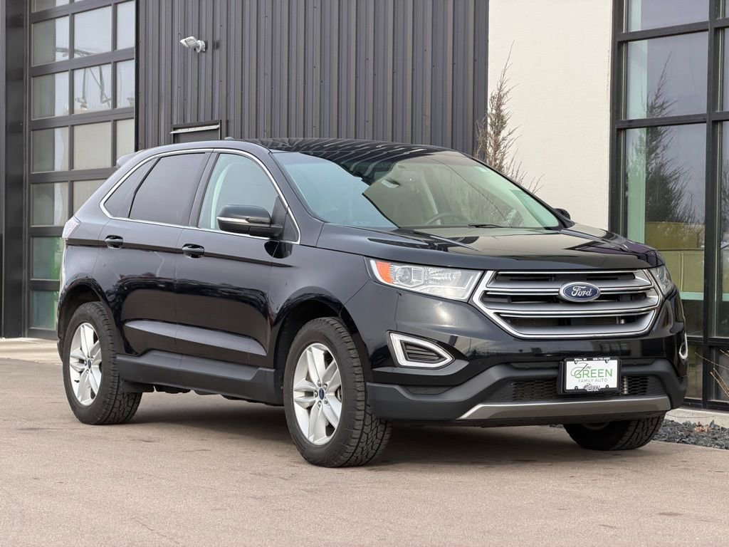 Used 2018 Ford Edge SEL w/ Canadian Touring Package image 4