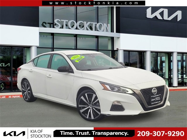 Used 2021 Nissan Altima 2.5 SR image 1