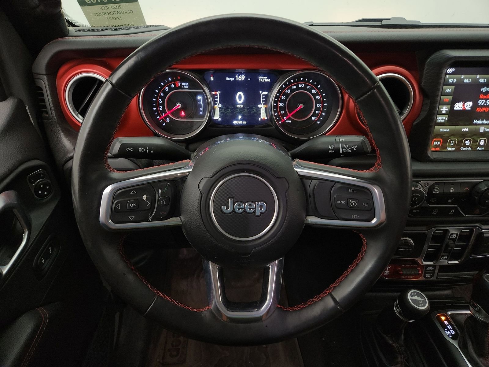 Used 2022 Jeep Gladiator Rubicon w/ Cold Weather Group image 24