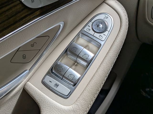 Used 2018 Mercedes-Benz C 300 Sedan image 20