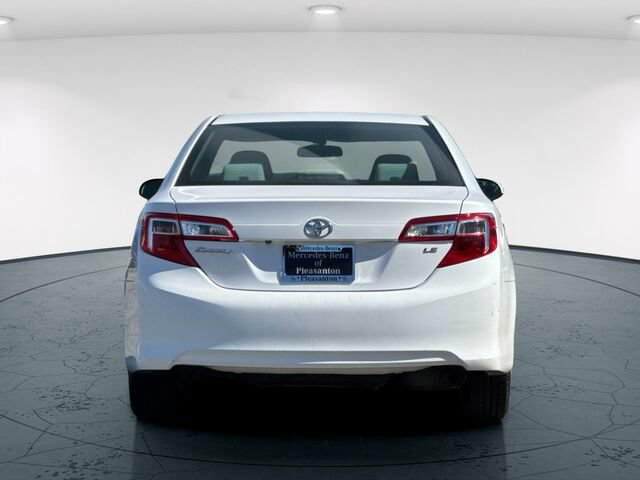 Used 2014 Toyota Camry LE FWD image 5