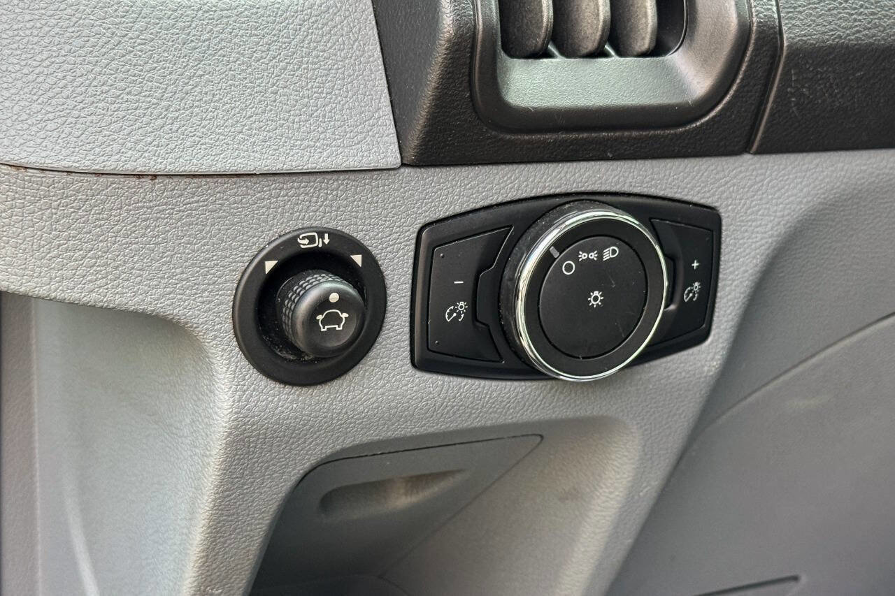 Used 2019 Ford Transit 350 XL image 22