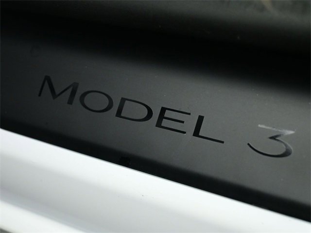 Used 2025 Tesla Model 3 Long Range image 17