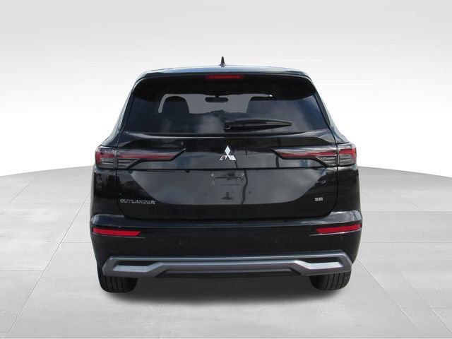 New 2026 Mitsubishi Outlander SE FWD image 4