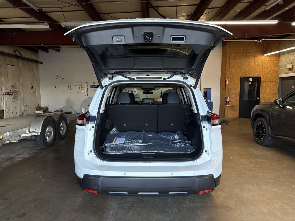 New 2026 Nissan Rogue Dark Armor AWD/4WD image 20